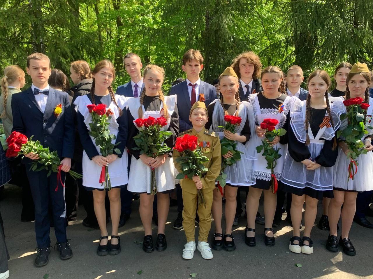 Траурный митинг, посвященный памяти погибших защитников нашей Родины.